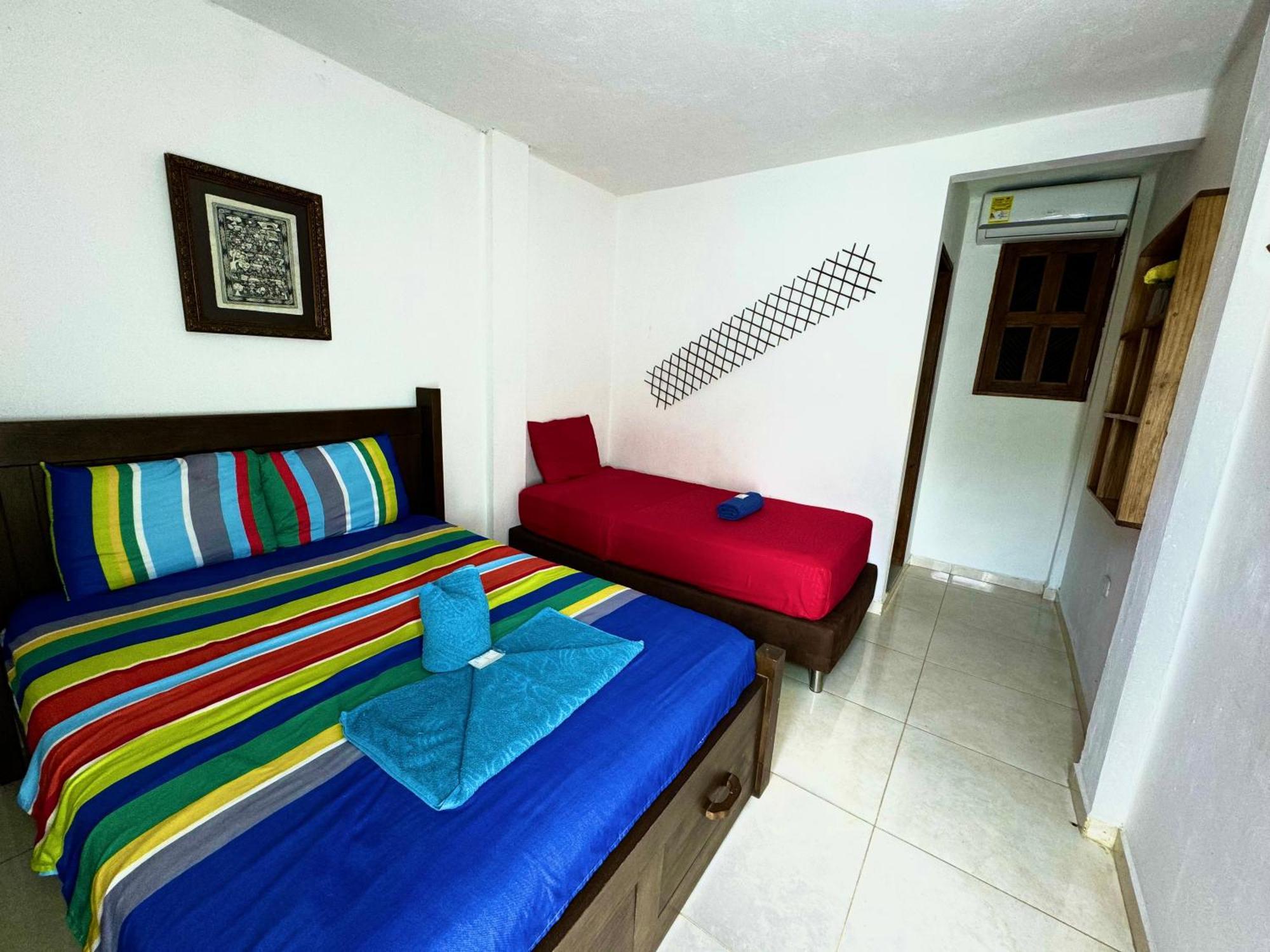 Hostal Nibuni Palomino Bagian luar foto